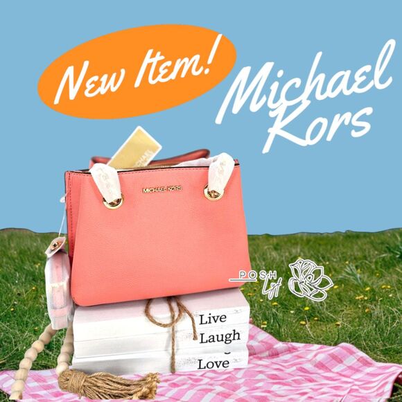 Michael Kors NWT Teagen Small Messenger Bag - Picture 1 of 13
